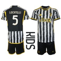 Dětský Fotbalový dres Juventus Manuel Locatelli #5 2023-24 Domácí Krátký Rukáv (+ trenýrky)